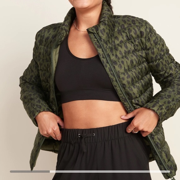 Old Navy Go-H20 Water-Resistant Narrow Puffer - Picture 3 of 8